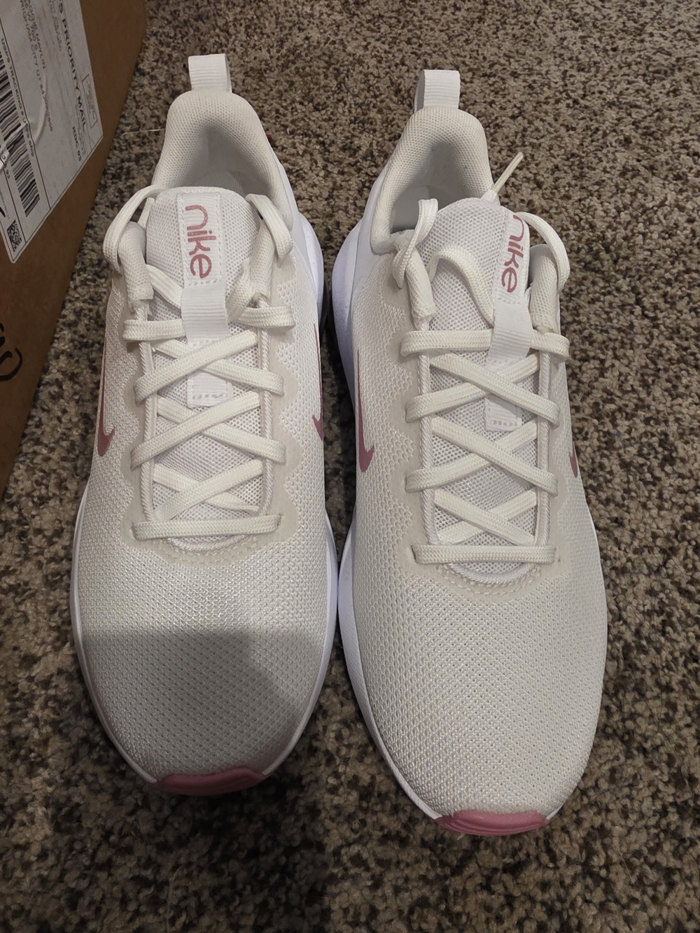 LNike Air Zoom Bella 7- Pink And White Colorway Size 7.5 - Picture 2 of 5
